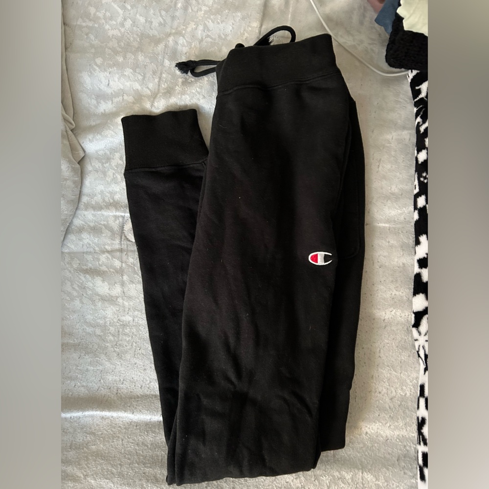 ✨FREE✨ MOVING SALE Champion Joggers